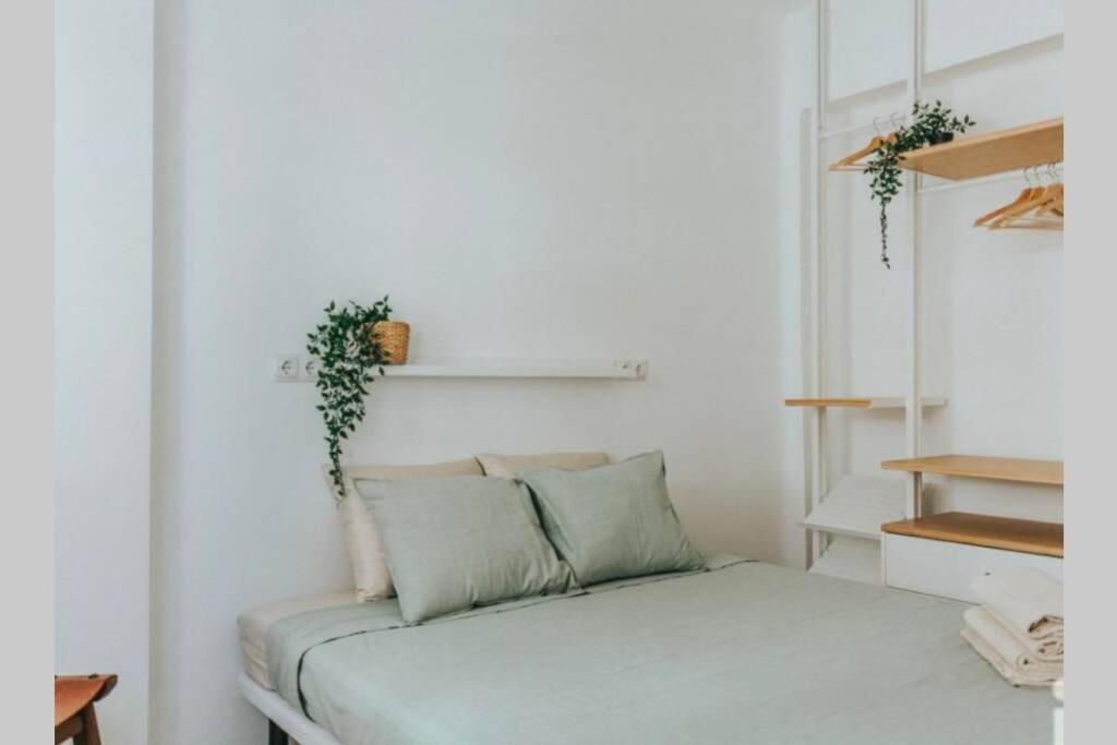 Ar@Ngo House Center Apartment Malaga Ngoại thất bức ảnh